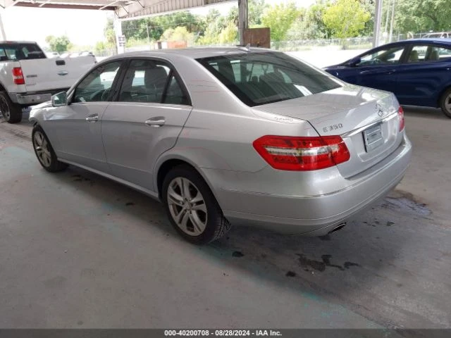 Mercedes-Benz E 350, снимка 3 - Автомобили и джипове - 47328606