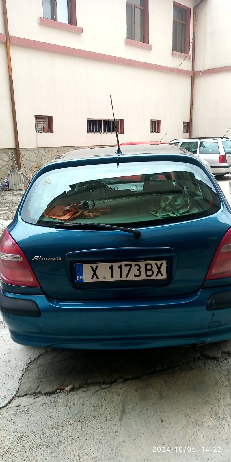 Nissan Almera, снимка 12 - Автомобили и джипове - 47472600