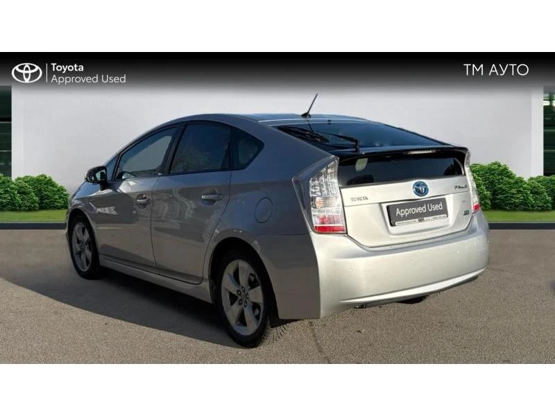 Toyota Prius, снимка 2 - Автомобили и джипове - 48012829