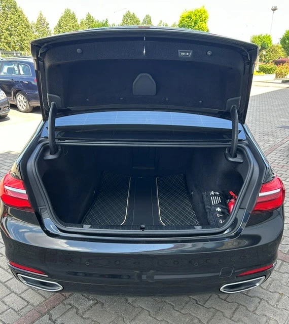 BMW 730, снимка 12 - Автомобили и джипове - 55402503