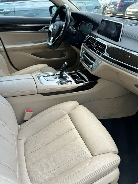 BMW 730, снимка 7 - Автомобили и джипове - 55402503