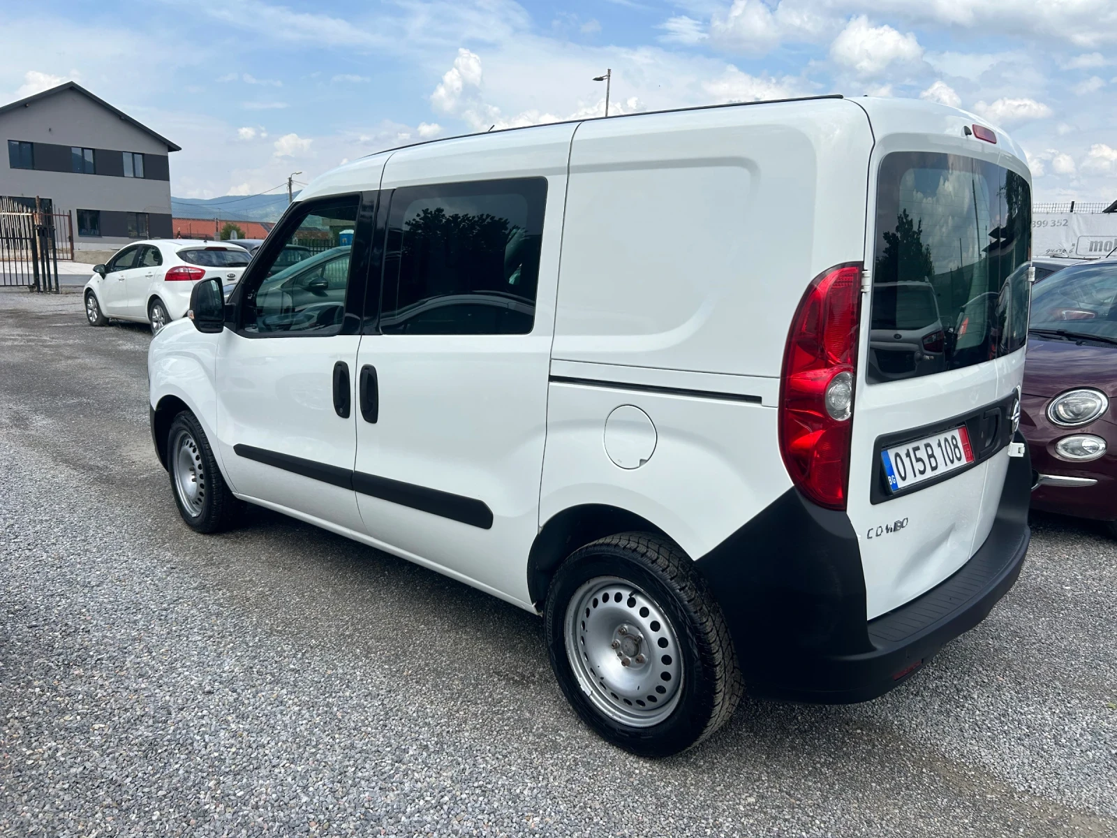 Opel Combo 1.3 m-jet  euro6 - изображение 4