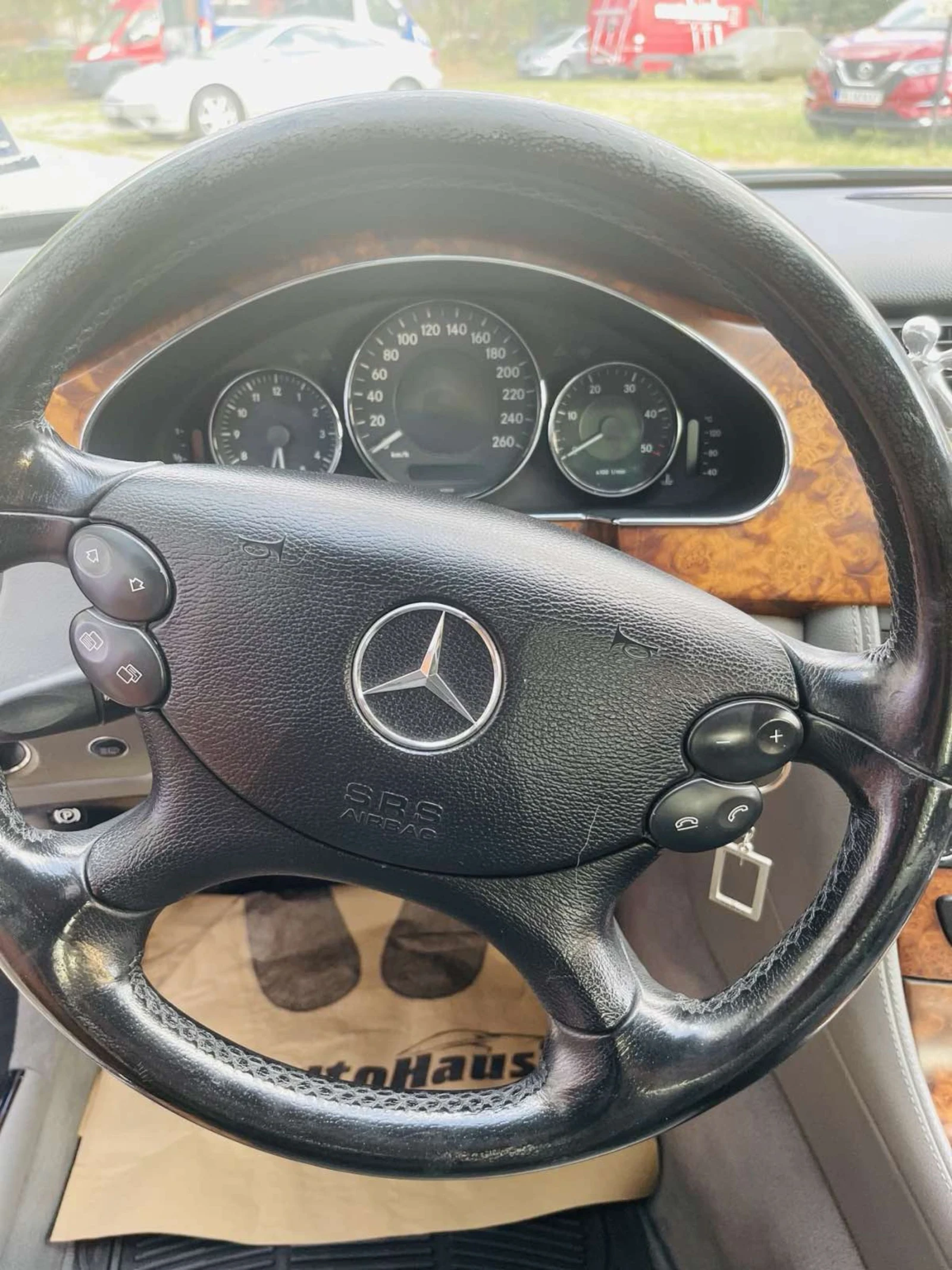Mercedes-Benz CLS 320  - изображение 4