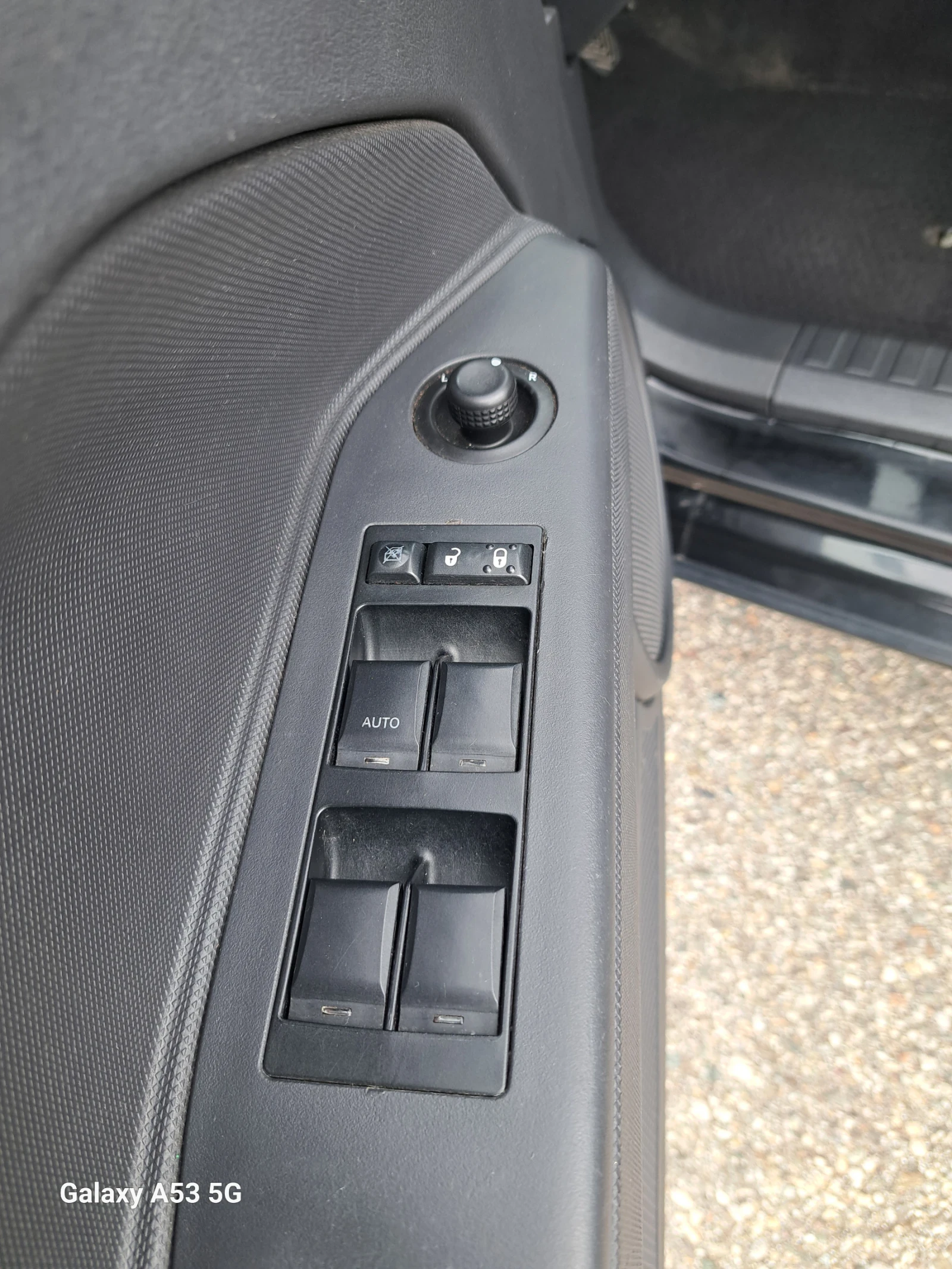 Dodge Caliber 2, 0 CRD - изображение 10