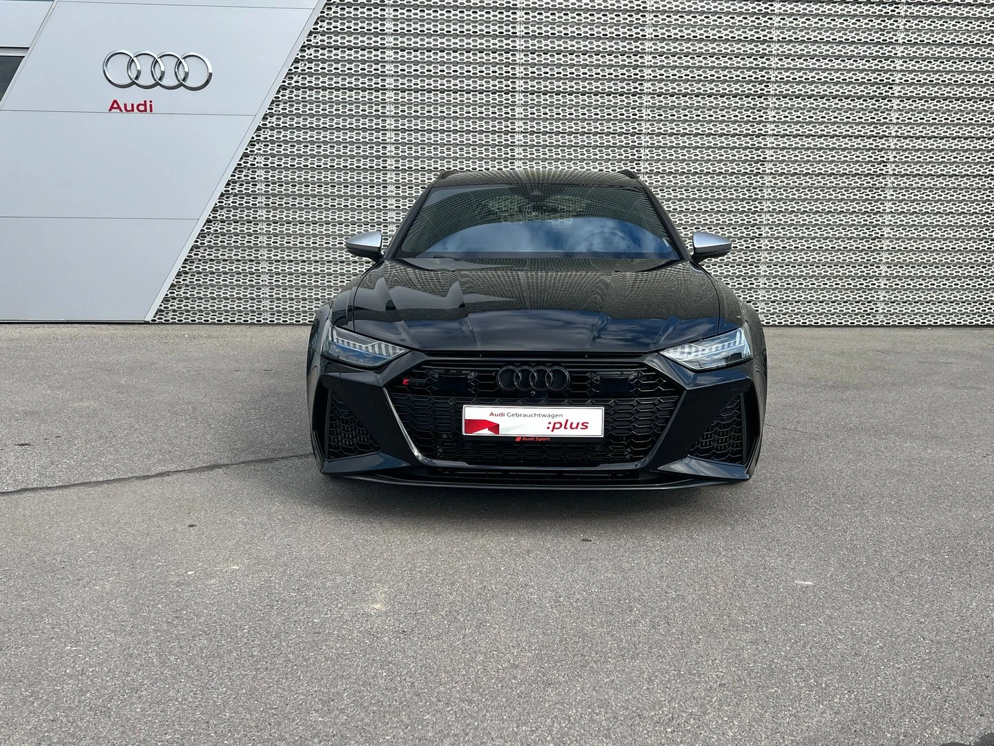 Audi Rs6 Audi RS 6 Avant 4.0 TFSI quattro - изображение 2