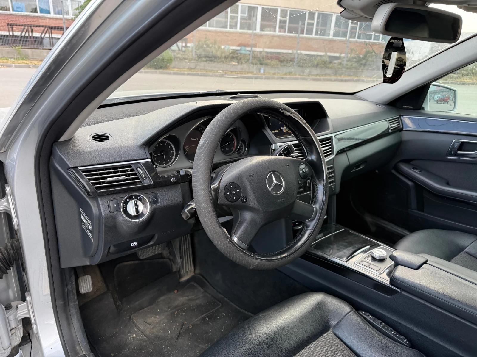 Mercedes-Benz E 350 44* * * LED* Navi*  | Mobile.bg   13