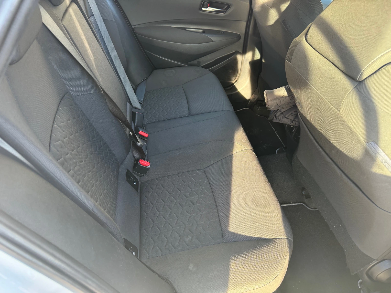 Toyota Corolla Toyota Corolla Touring Sports 1.8 Hybrid | Mobile.bg   12