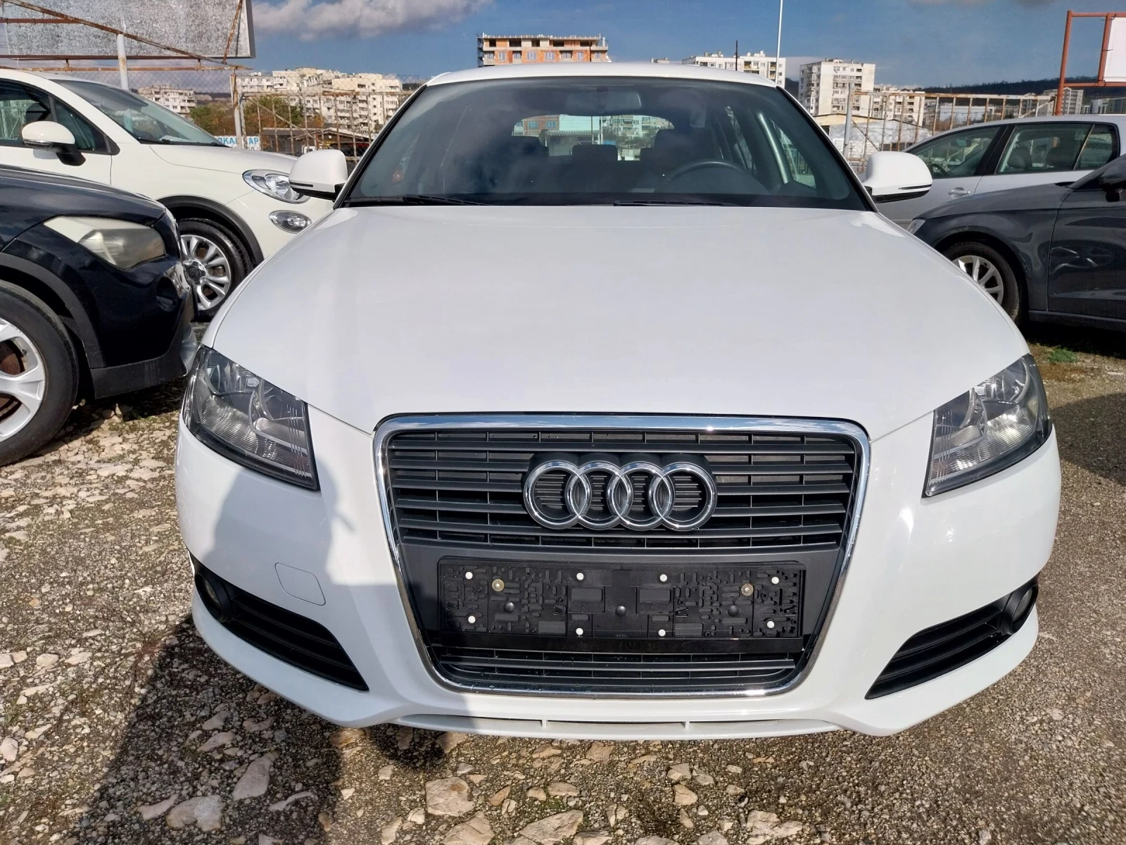 Audi A3 2.0 TDI, S-Line - изображение 2