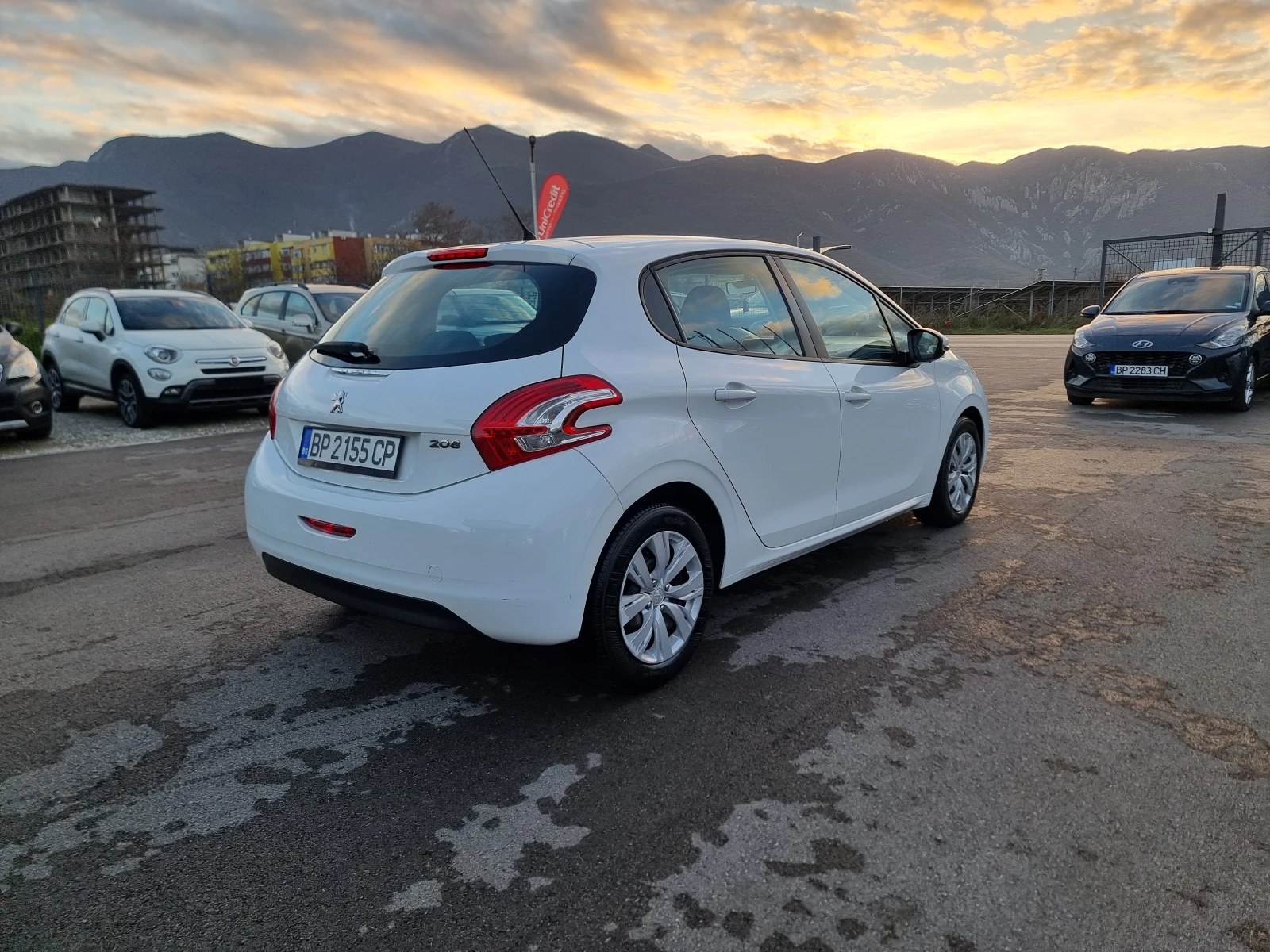 Peugeot 208 1.4I GAS - изображение 7