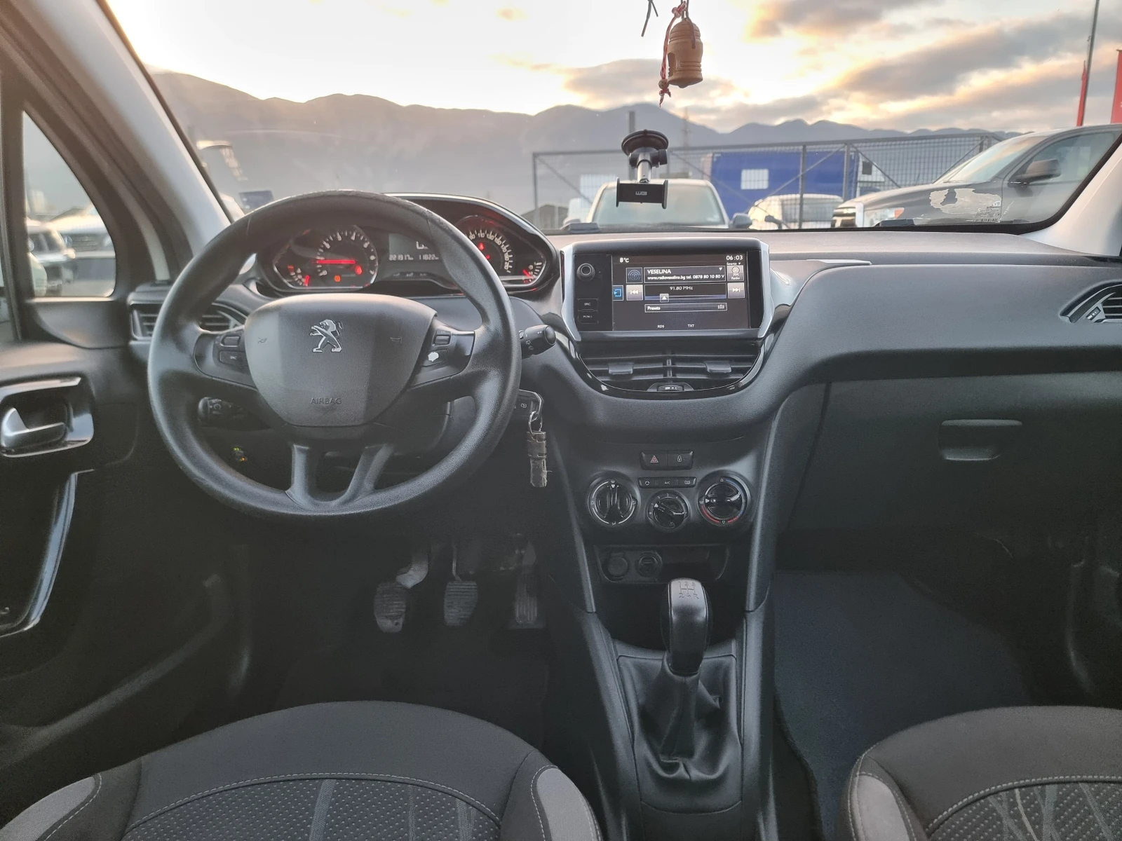 Peugeot 208 1.4I GAS | Mobile.bg   12