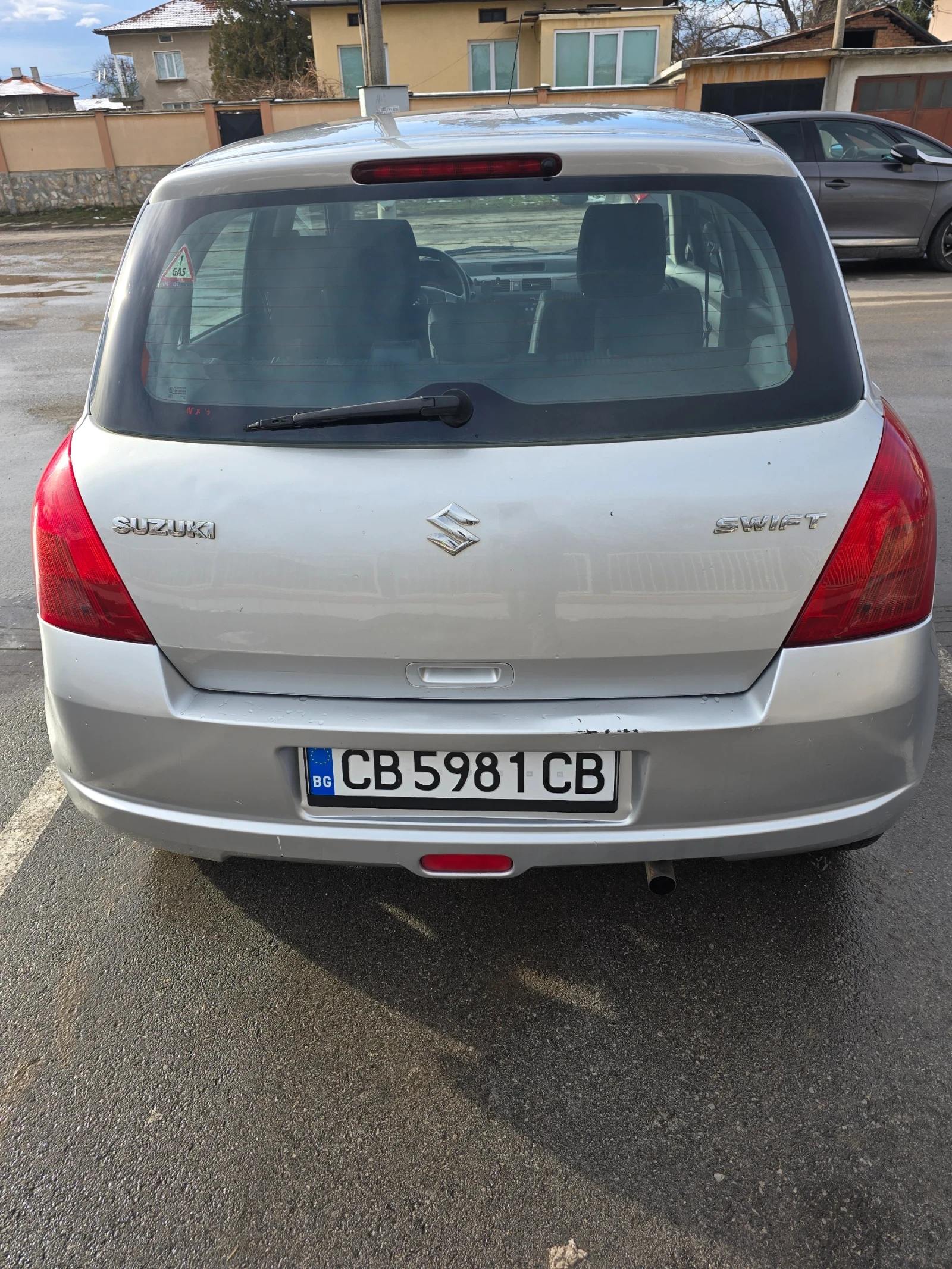 Suzuki Swift  - изображение 6