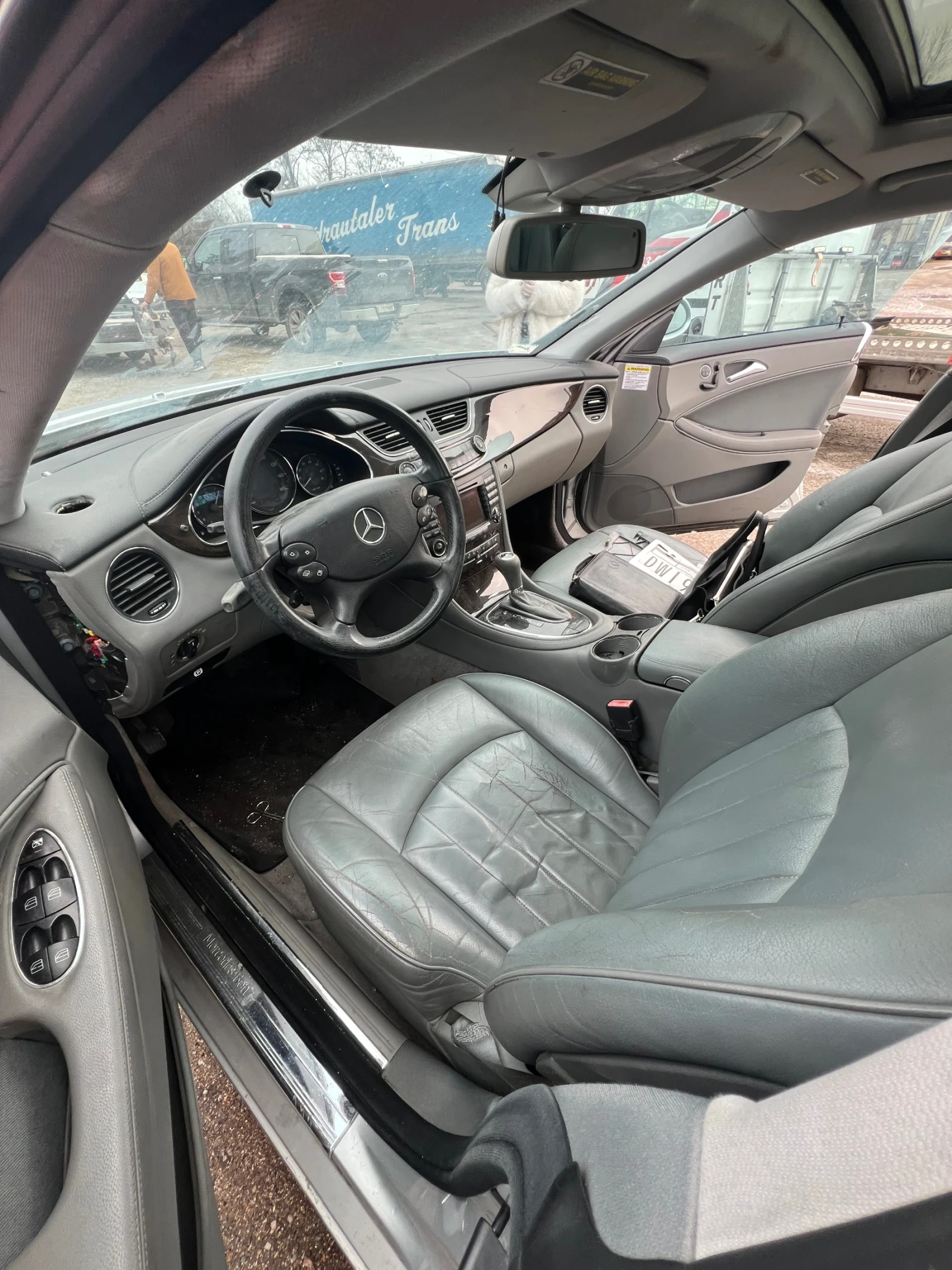 Mercedes-Benz CLS 500  - изображение 7