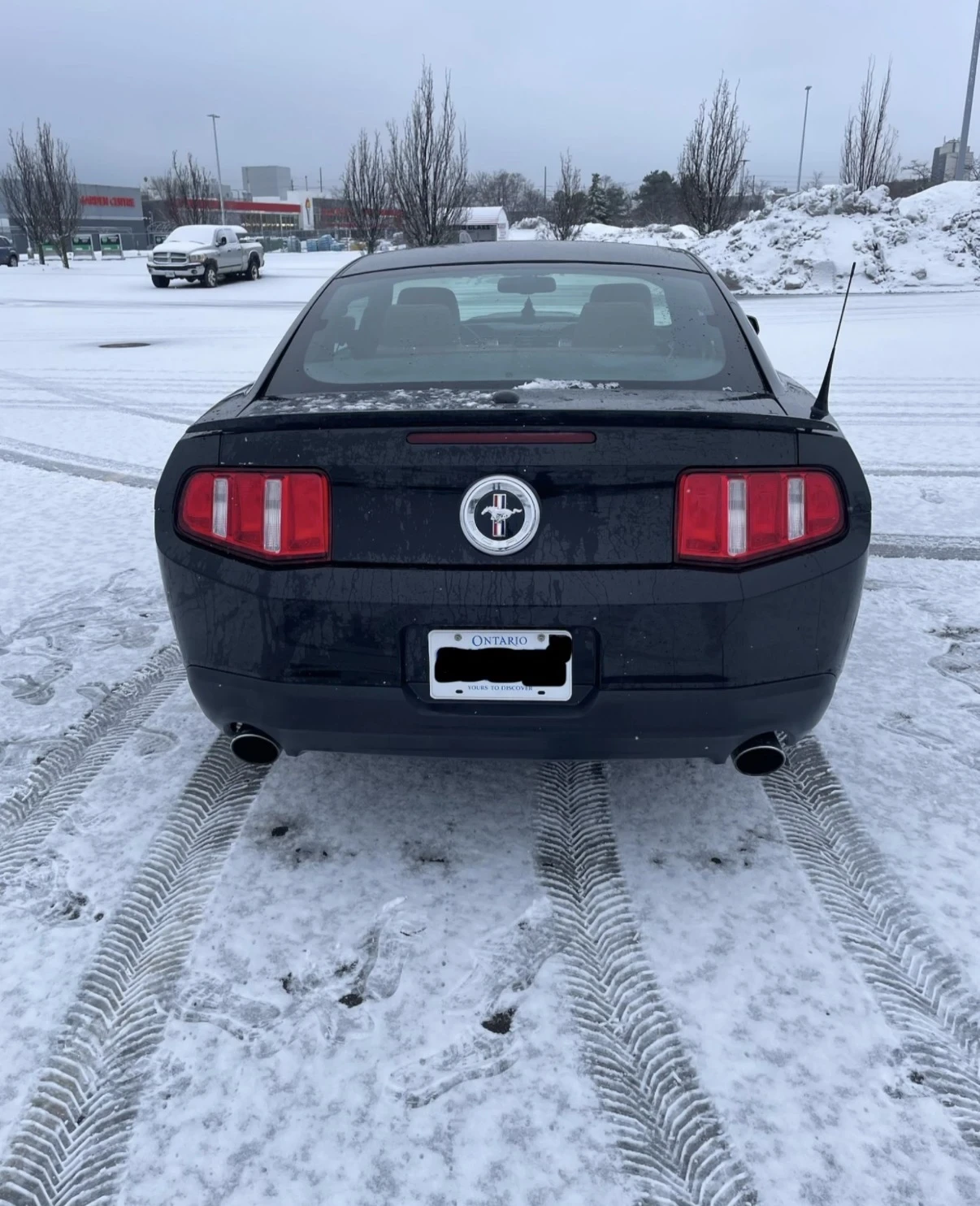 Ford Mustang V6 Premium | Автоматик | Кожа | Без Ръжда | Carfax - изображение 4