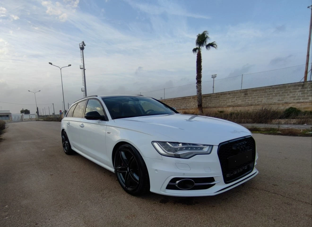 Audi S6 4.2 Quattro Tiptronic, снимка 2 - Автомобили и джипове - 53834189