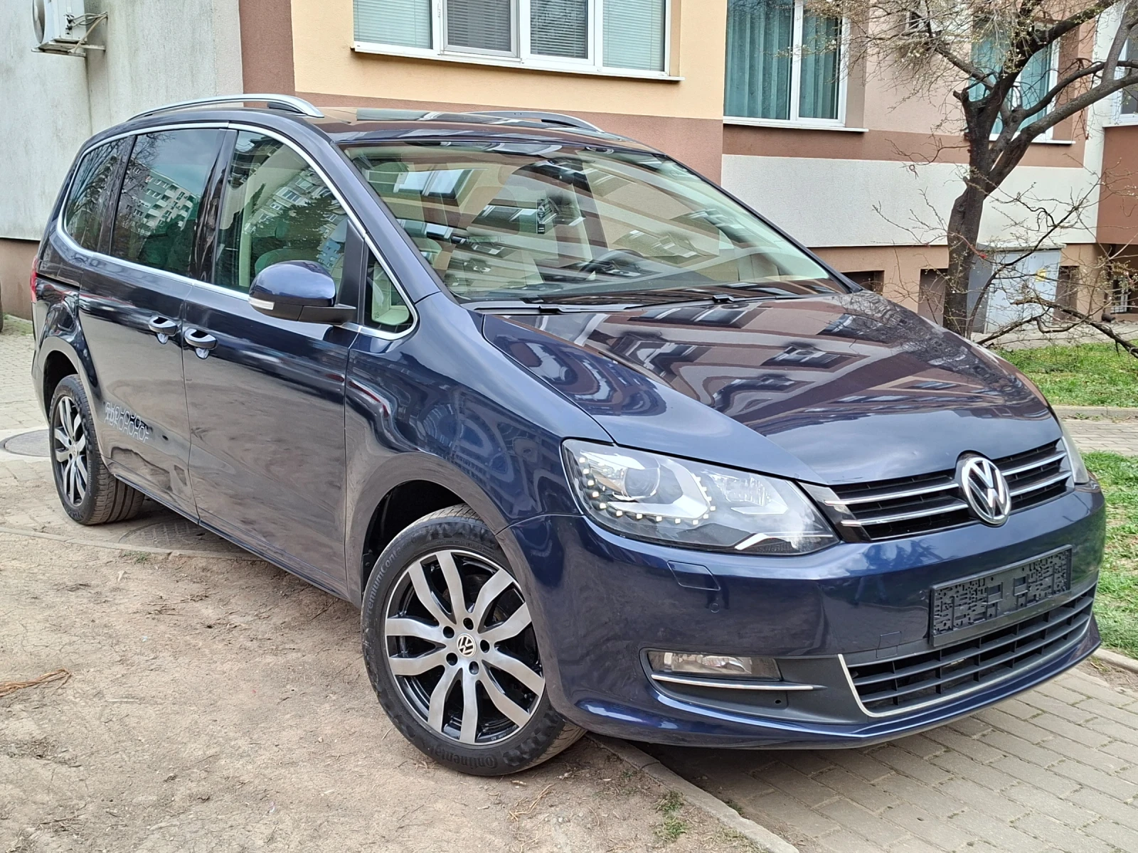 VW Sharan 2.0TDI  | Auto.bg — изображение 1