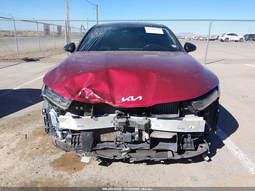 Kia K5 1.6L I-4 DI, DOHC, VVT, TURBO, 180HP Front Wheel | Mobile.bg � ����������� 12