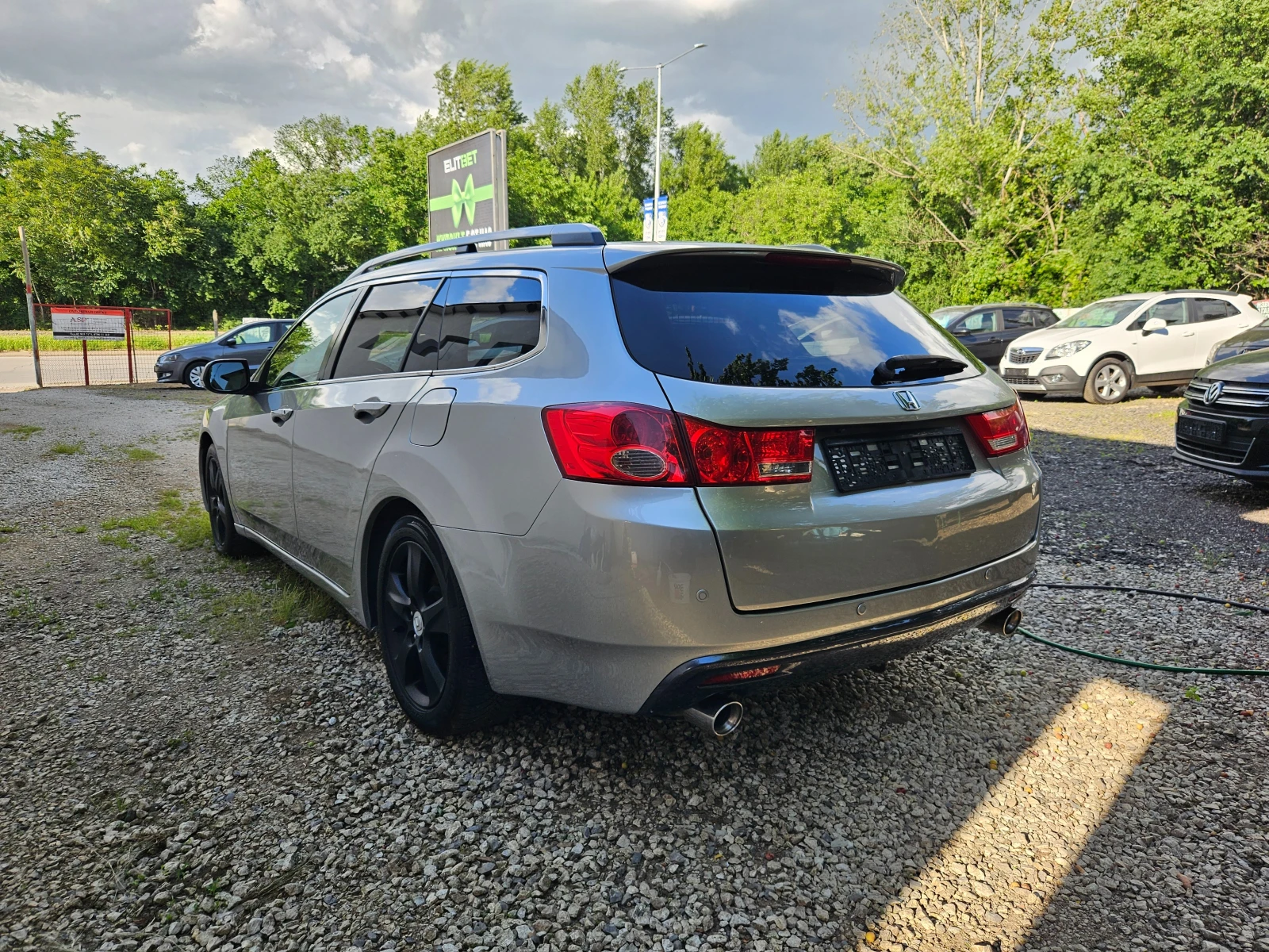 Honda Accord 2.4 201кс, снимка 2 - Автомобили и джипове - 54707256