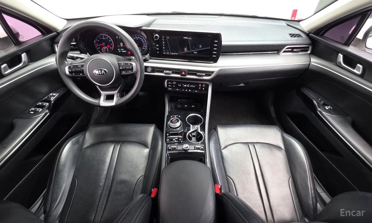 Kia K5 2.0 Trendy* ПОДГРЕВ* КАМЕРА* КРАЙНА ЦЕНА* , снимка 7 - Автомобили и джипове - 54712570