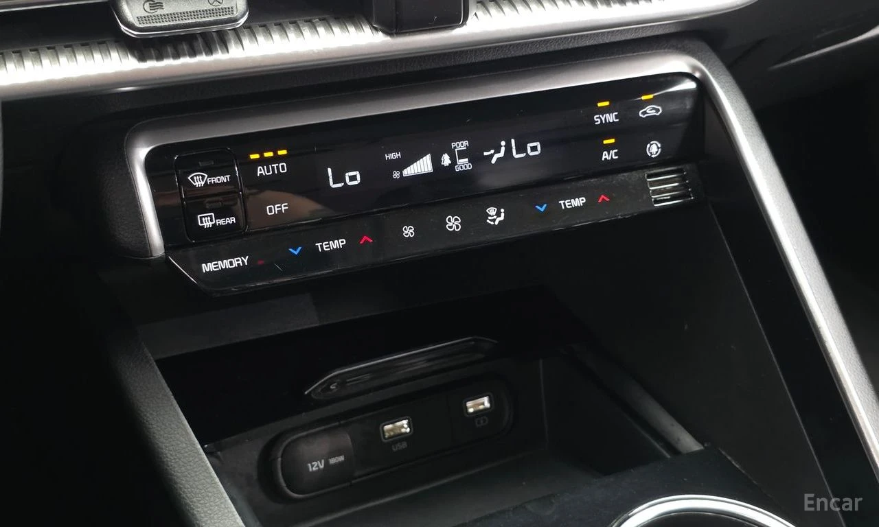 Kia K5 2.0 Trendy* ПОДГРЕВ* КАМЕРА* КРАЙНА ЦЕНА* , снимка 12 - Автомобили и джипове - 54712570