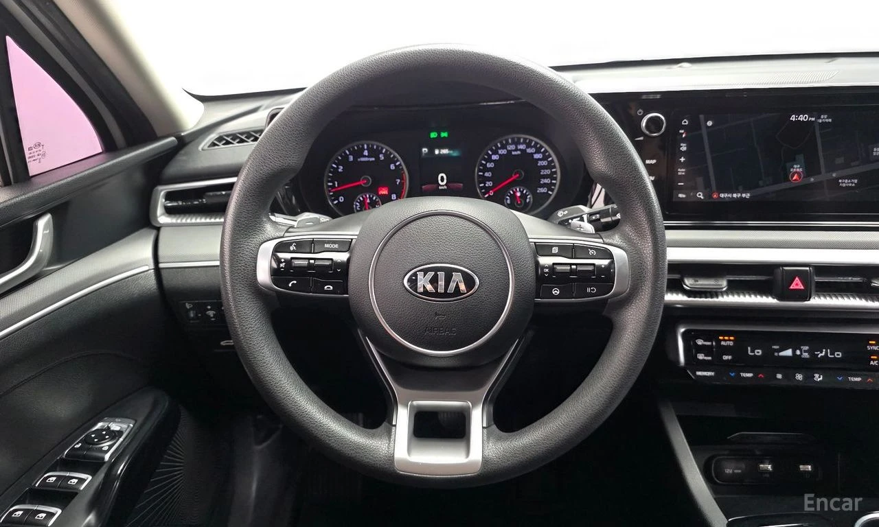 Kia K5 2.0 Trendy* ПОДГРЕВ* КАМЕРА* КРАЙНА ЦЕНА* , снимка 8 - Автомобили и джипове - 54712570