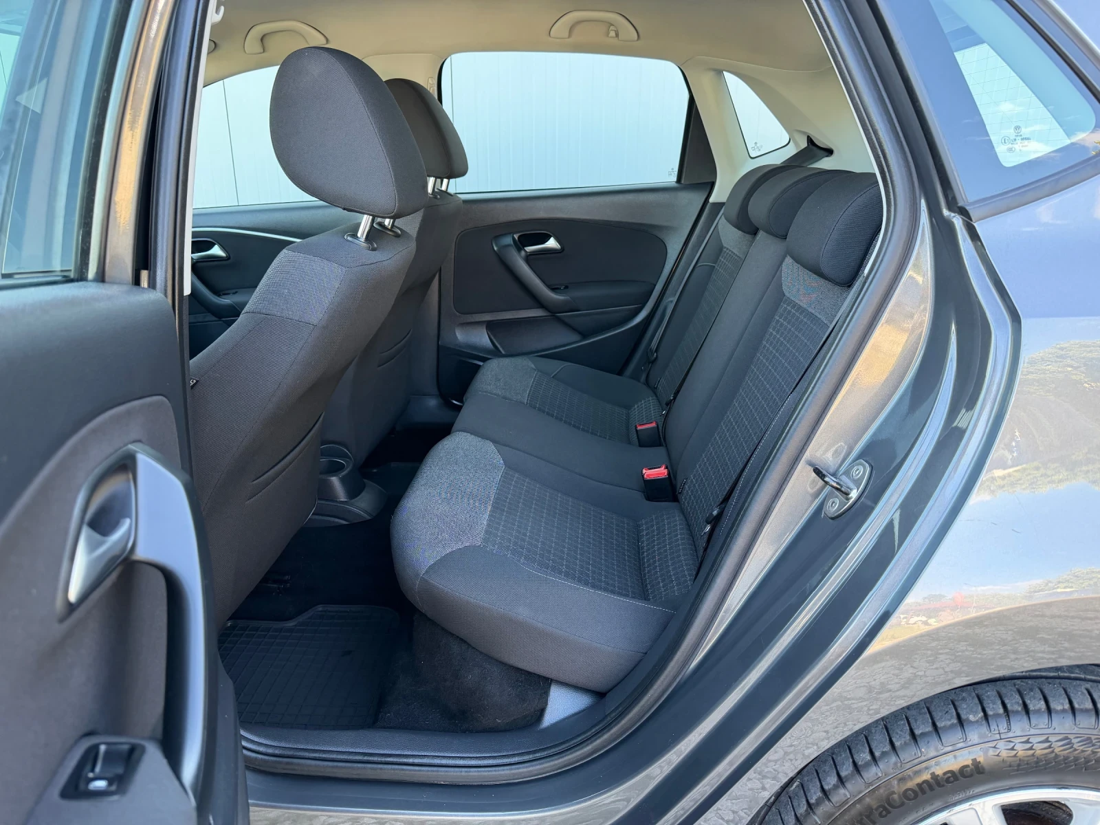 VW Polo 1.0MPi 60�� * Euro6* * Face-Lift* �������� | Mobile.bg � ����������� 15