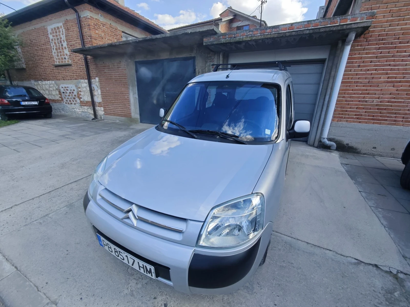 Citroen Berlingo Обслужен , снимка 2 - Автомобили и джипове - 55674398