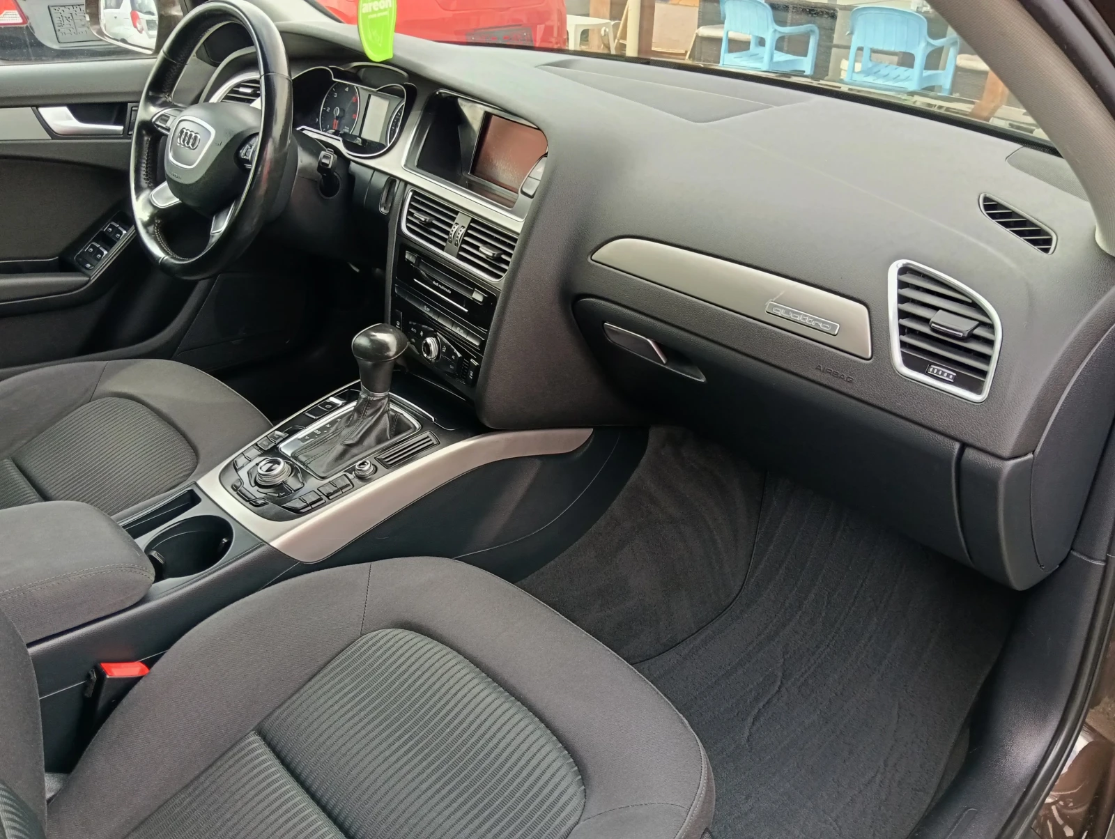 Audi A4 2.0TDI QUATTRO, снимка 12 - Автомобили и джипове - 56139298