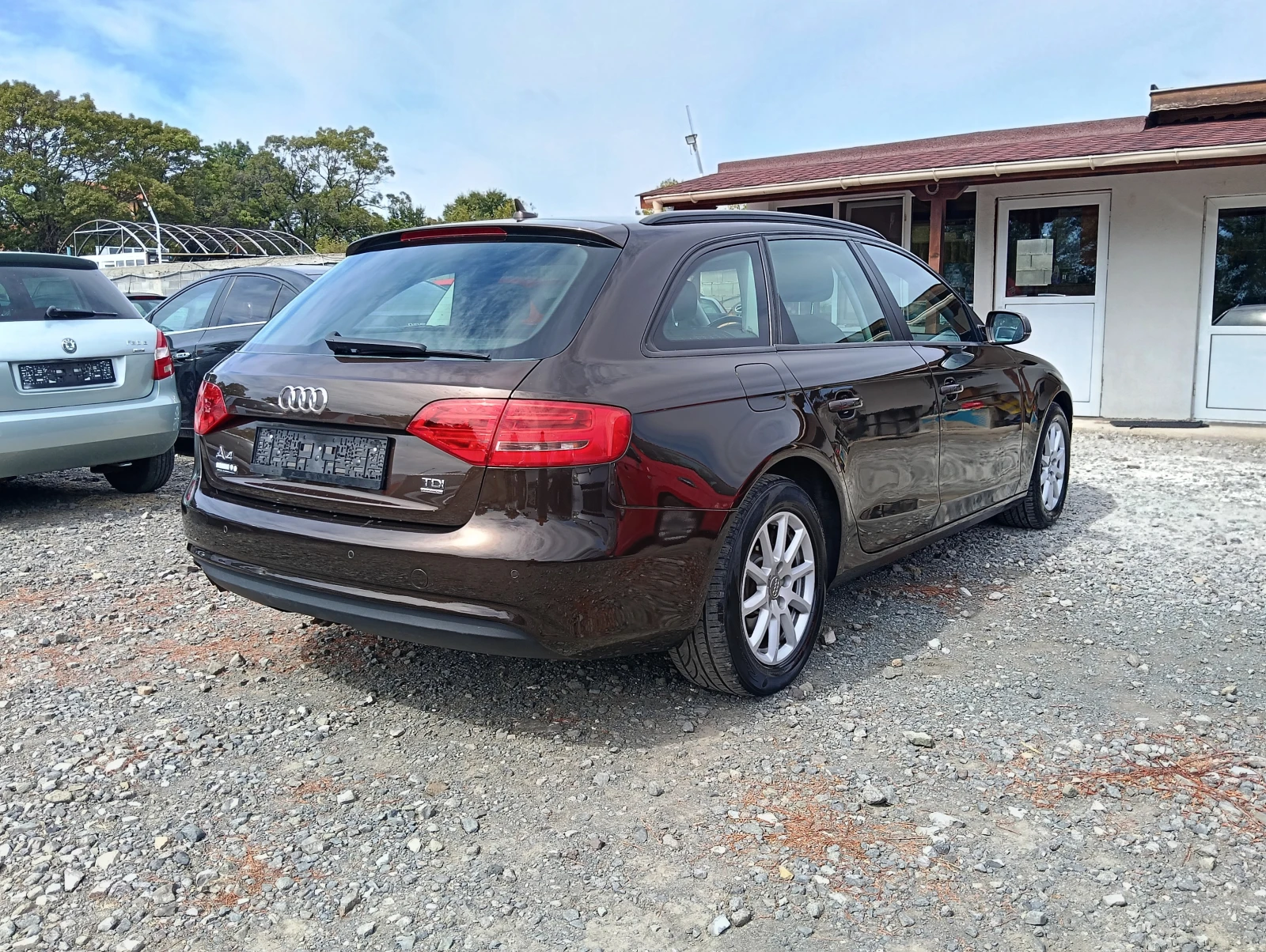 Audi A4 2.0TDI QUATTRO, снимка 4 - Автомобили и джипове - 56139298