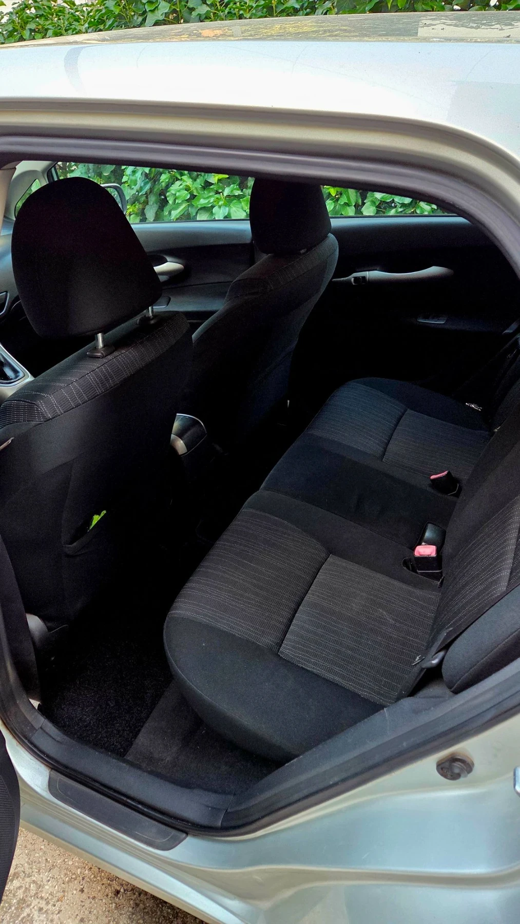 Toyota Auris 2.0, снимка 11 - Автомобили и джипове - 56379069