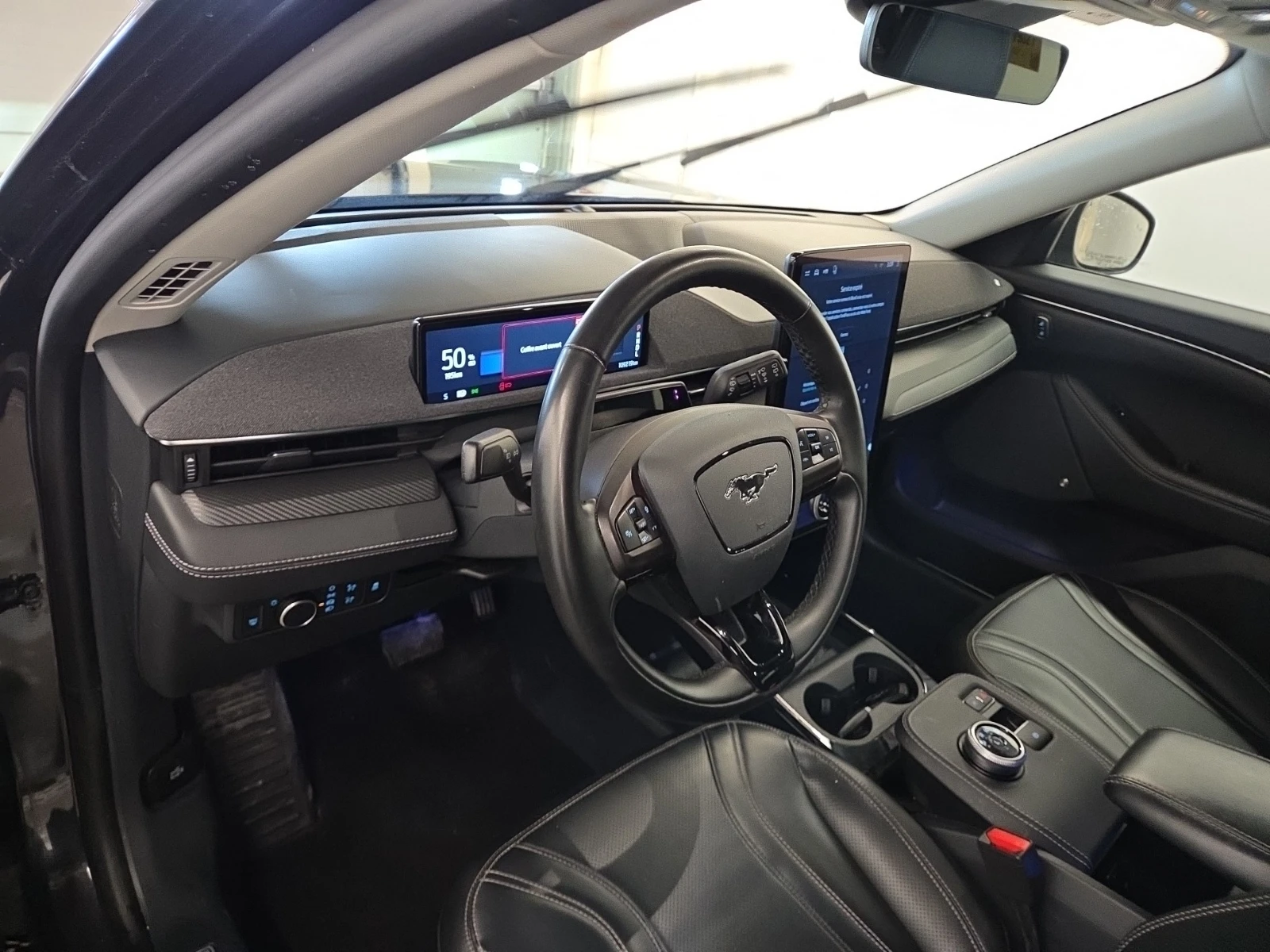 Ford Mustang Mach-E Premium* , снимка 8 - Автомобили и джипове - 56629166