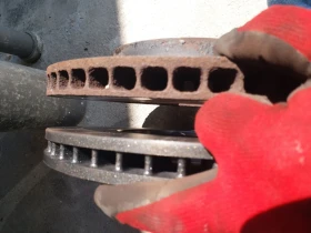 Kia Sorento - 3150 € / 6160.86 лв. - 26960966 12