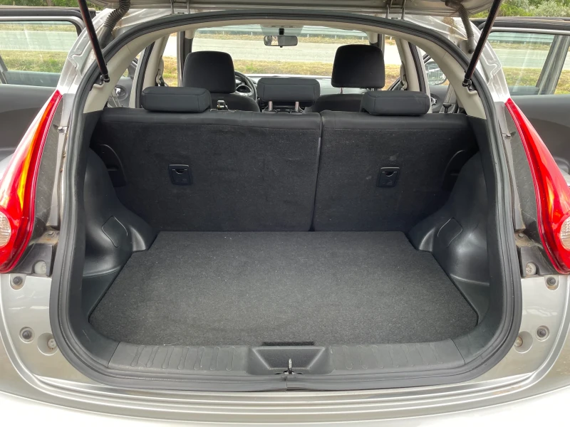 Nissan Juke 1.6i AUTOMAT, снимка 13 - Автомобили и джипове - 52594265