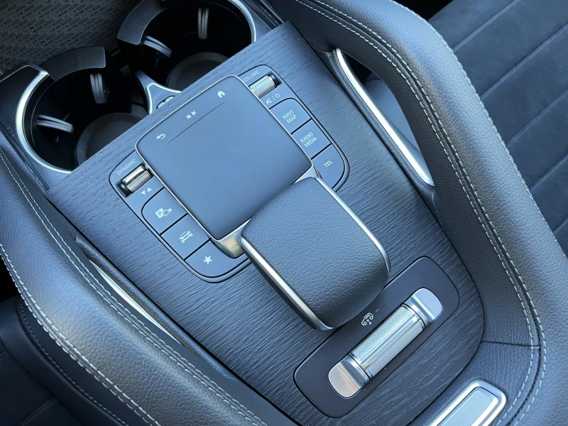 Mercedes-Benz GLE 450 AMG d/AMG/4-MATIC/NIGHT/PANO/BURM/AIRMATIC/360/, снимка 13 - Автомобили и джипове - 51561906