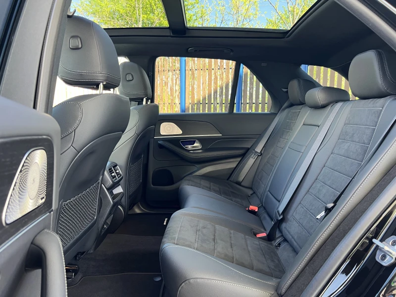 Mercedes-Benz GLE 450 AMG d/AMG/4-MATIC/NIGHT/PANO/BURM/AIRMATIC/360/, снимка 16 - Автомобили и джипове - 51561906