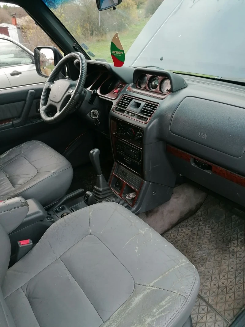 Mitsubishi Pajero, снимка 2 - Автомобили и джипове - 52914049