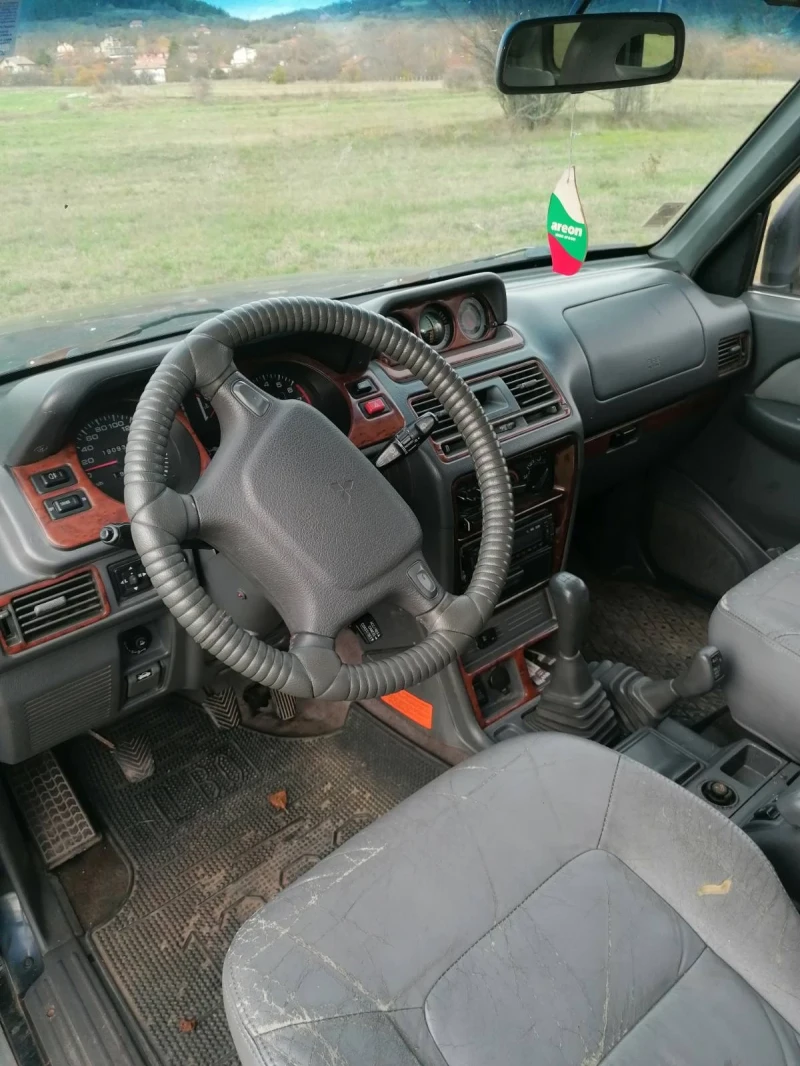 Mitsubishi Pajero, снимка 4 - Автомобили и джипове - 52914049