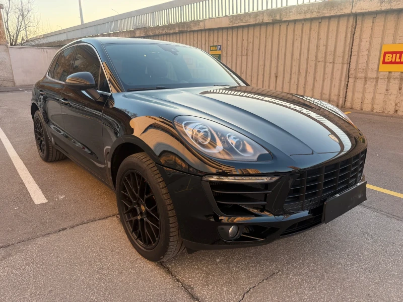 Porsche Macan S