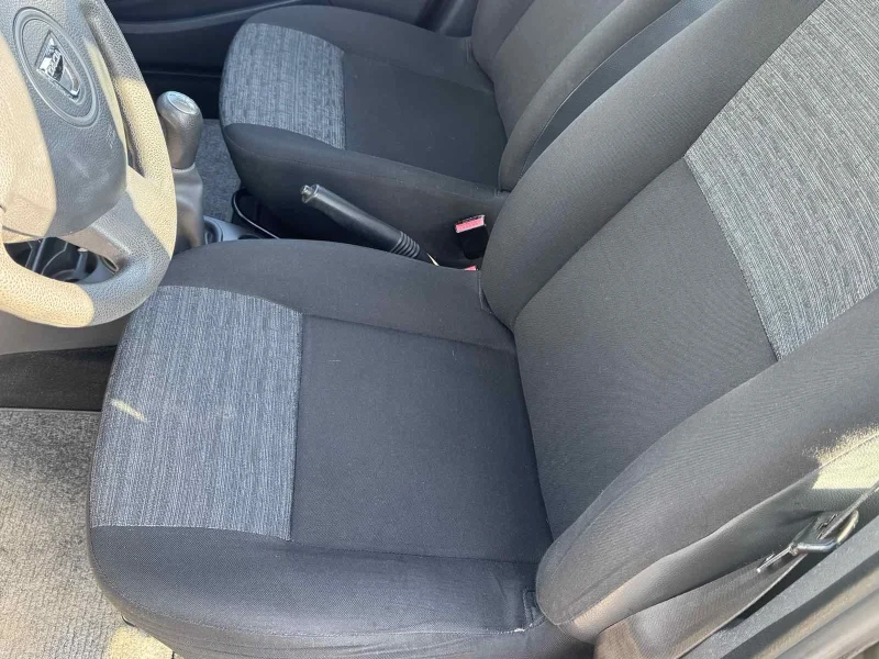 Dacia Duster, снимка 12 - Автомобили и джипове - 53210375