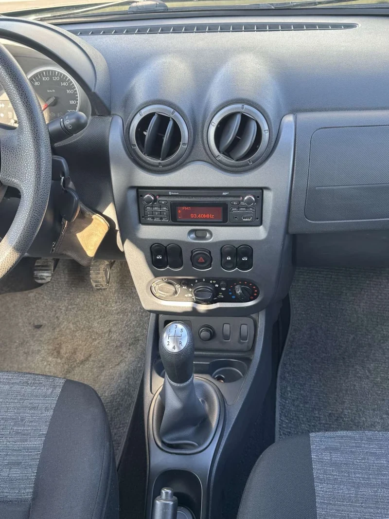 Dacia Duster, снимка 13 - Автомобили и джипове - 53210375