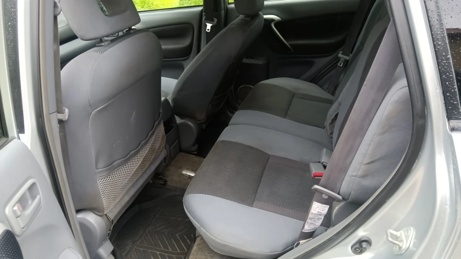 Toyota Rav4 2.0/D4D - изображение 9