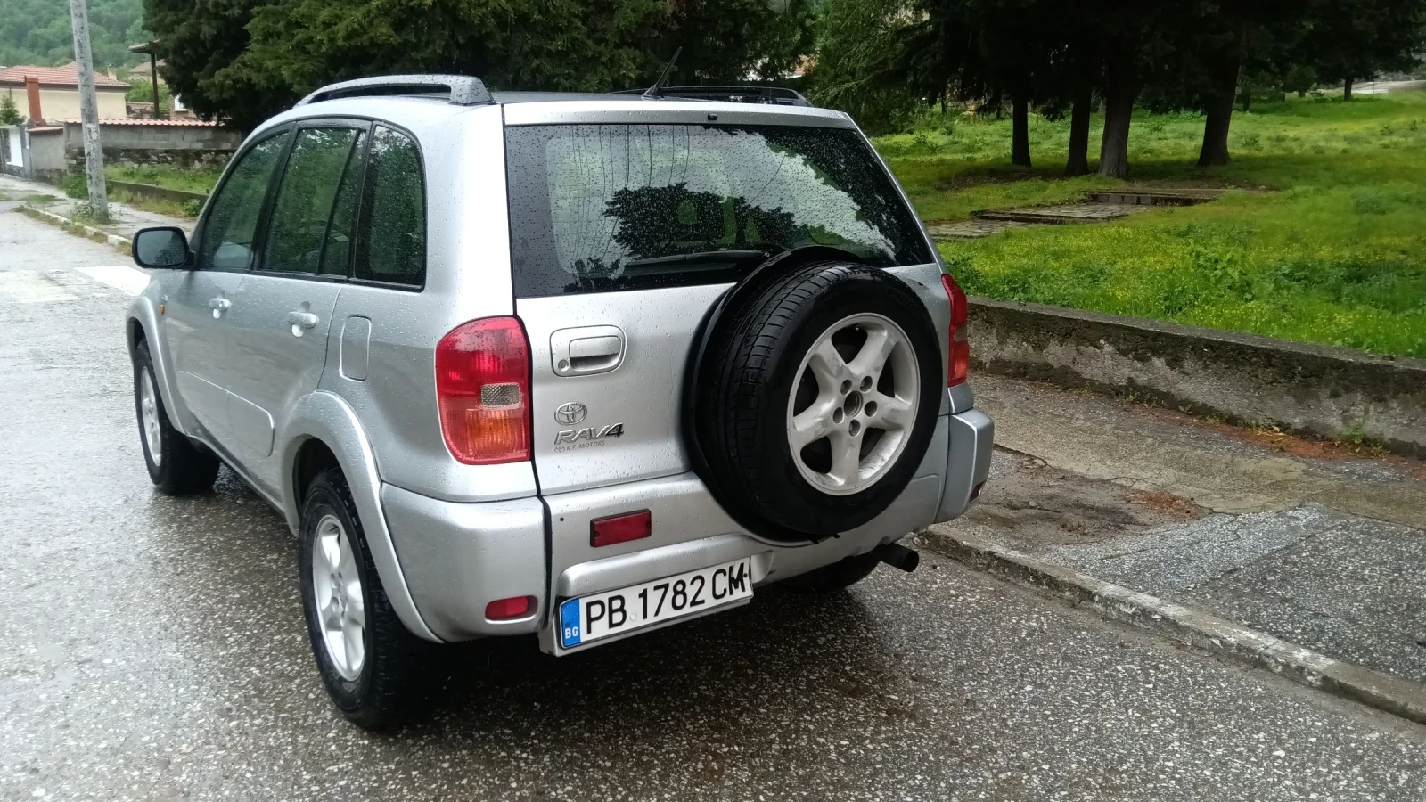 Toyota Rav4 2.0/D4D - изображение 3