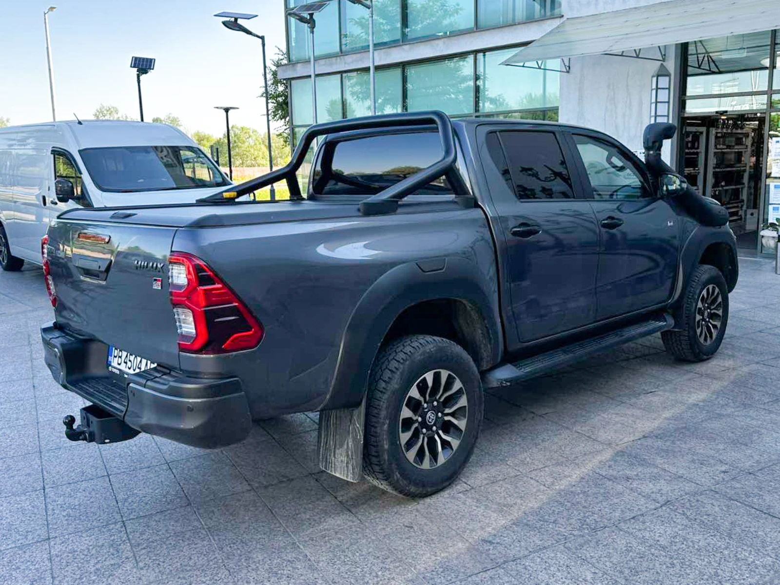 Toyota Hilux GR SPORT - изображение 7