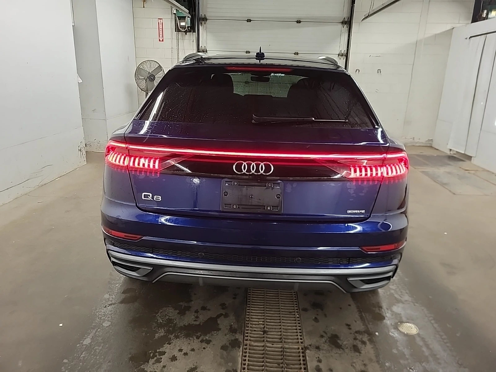 Audi Q8 * CARFAX *    | Mobile.bg   6