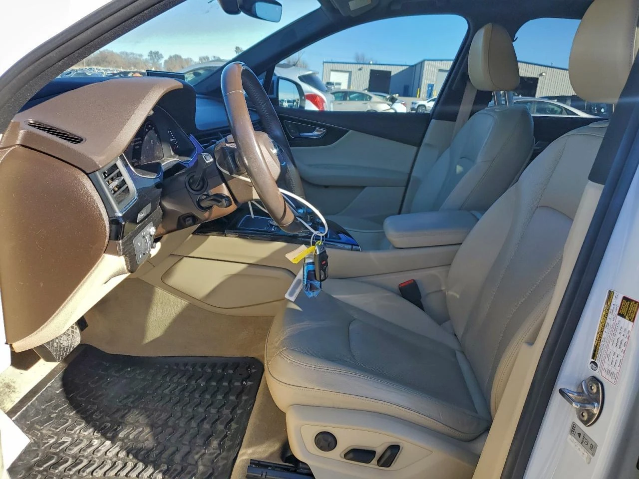 Audi Q7 3.0T* MATRIX* ДИГИТАЛНО* ТАБЛО* 360КАМЕРА* ОБДУХВА - изображение 9