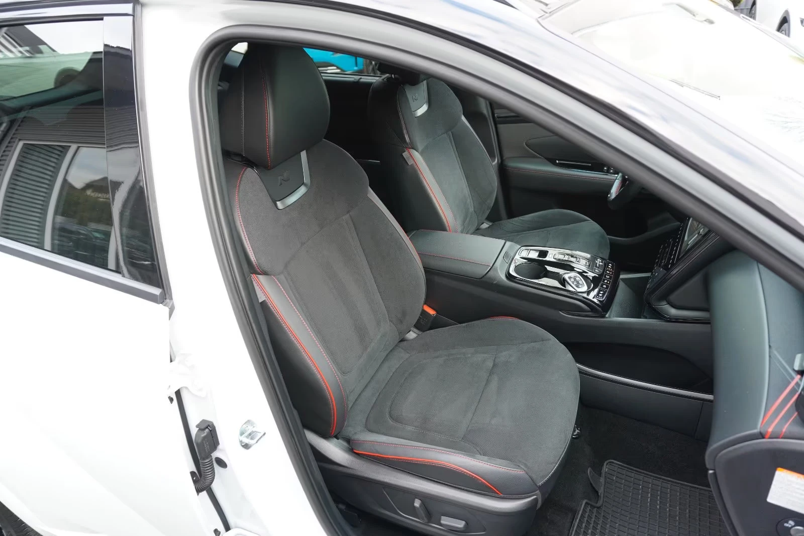 Hyundai Tucson 2.4PHEV/265HP/N-LINE/4X4/360/NAVI/ACC/LED/881v | Mobile.bg � ����������� 13