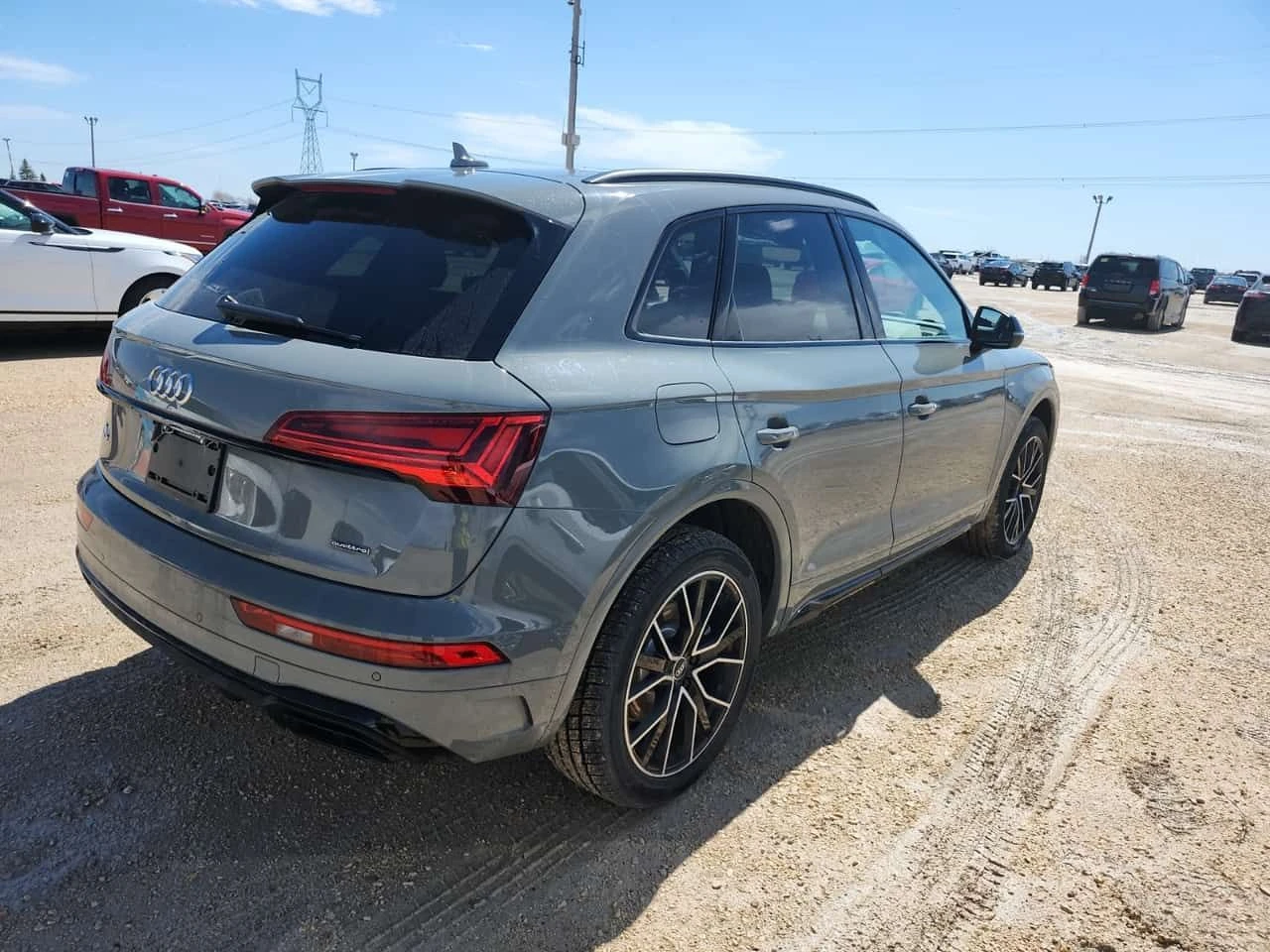 Audi Q5 PROGRESSIV| S-LINE| DISTRONIC| 360| 2 КЛЮЧА| , снимка 3 - Автомобили и джипове - 54285751