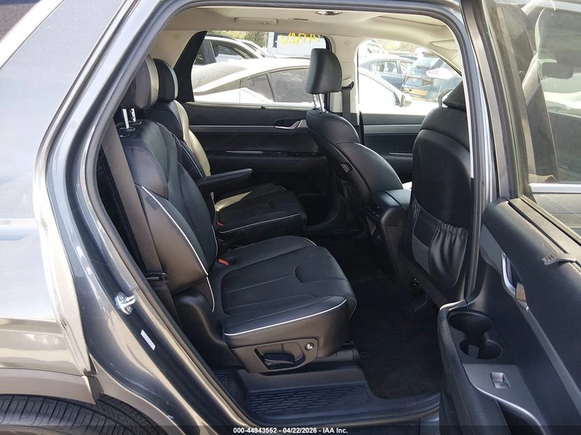 Hyundai Palisade * ПАНО* KEYLESS* Camera* ПОДГРЕВ* , снимка 8 - Автомобили и джипове - 55398567