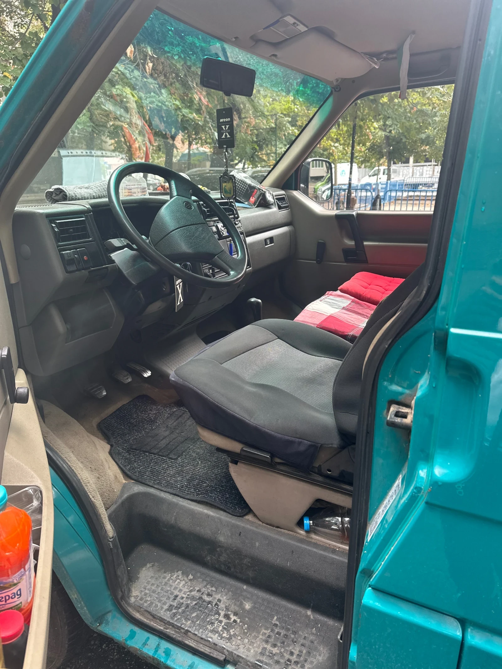 VW T4 1.9, снимка 6 - Бусове и автобуси - 54809867