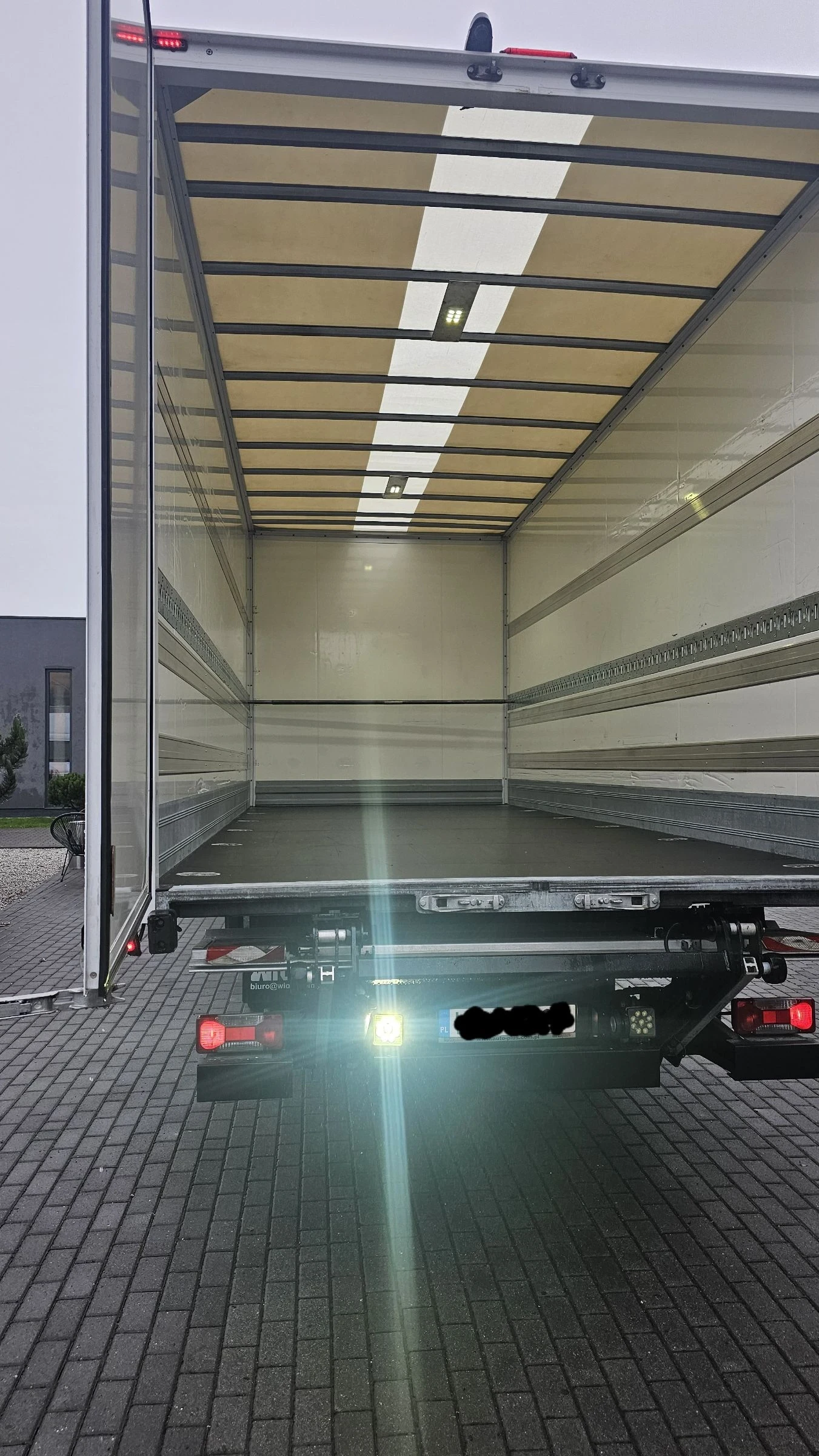 Iveco Daily 7200кг - изображение 6