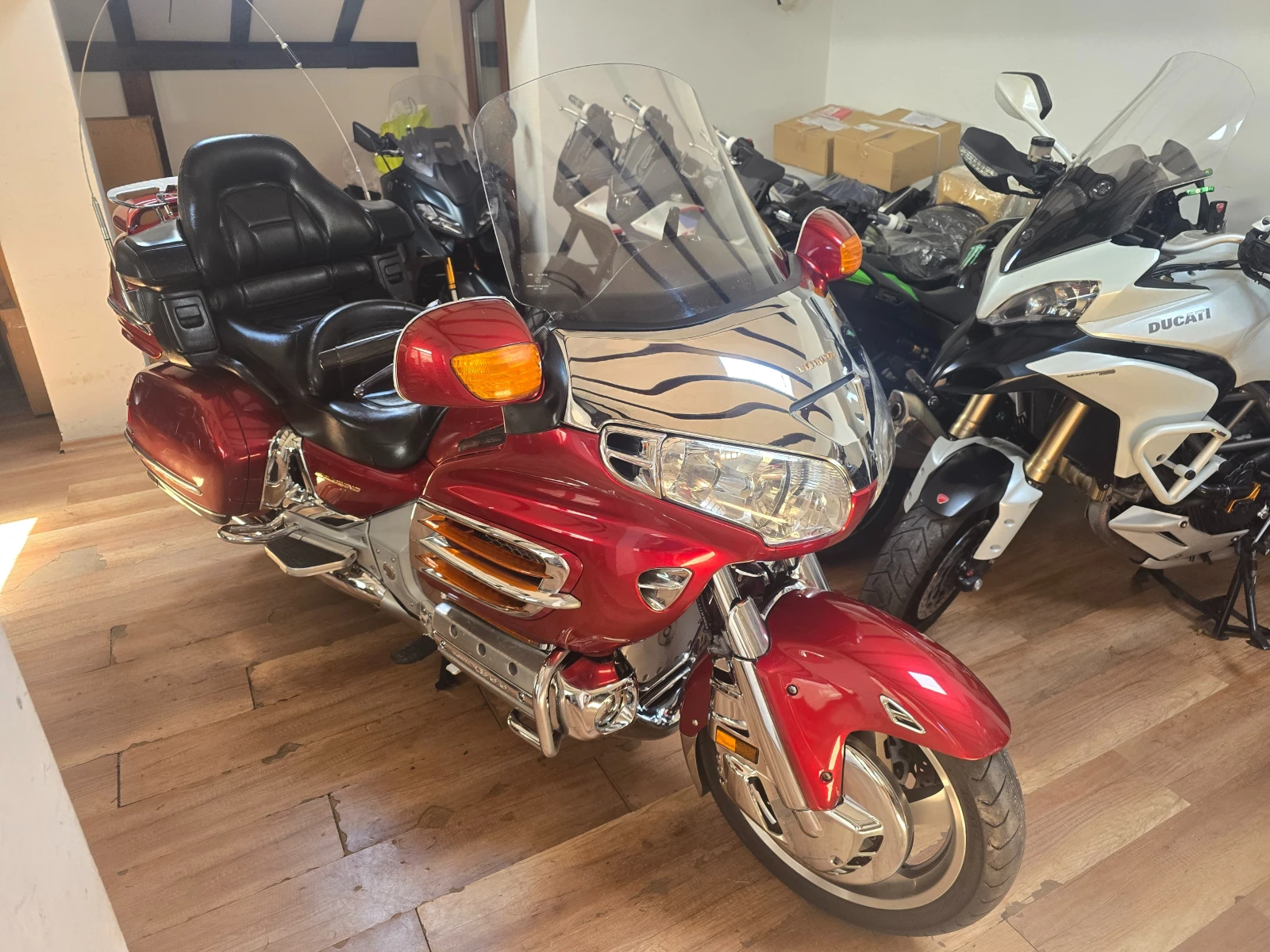 Honda Gold Wing 1800, снимка 2 - Мотоциклети и мототехника - 55545589